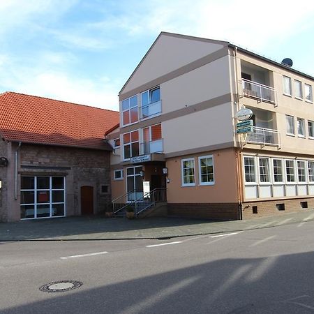 Hotel Landgasthof Zur Alten Scheune Zweibrücken Exteriér fotografie