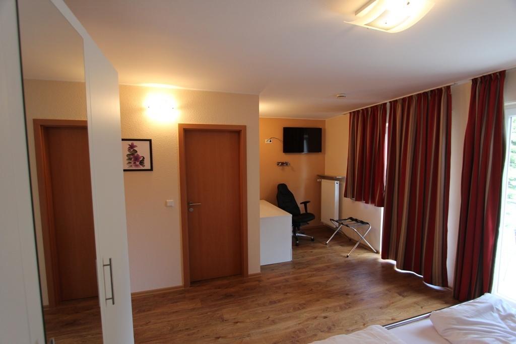 Hotel Landgasthof Zur Alten Scheune Zweibrücken Pokoj fotografie